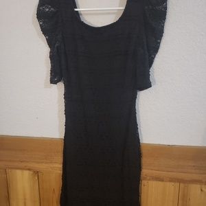 Black lace bodycon dress